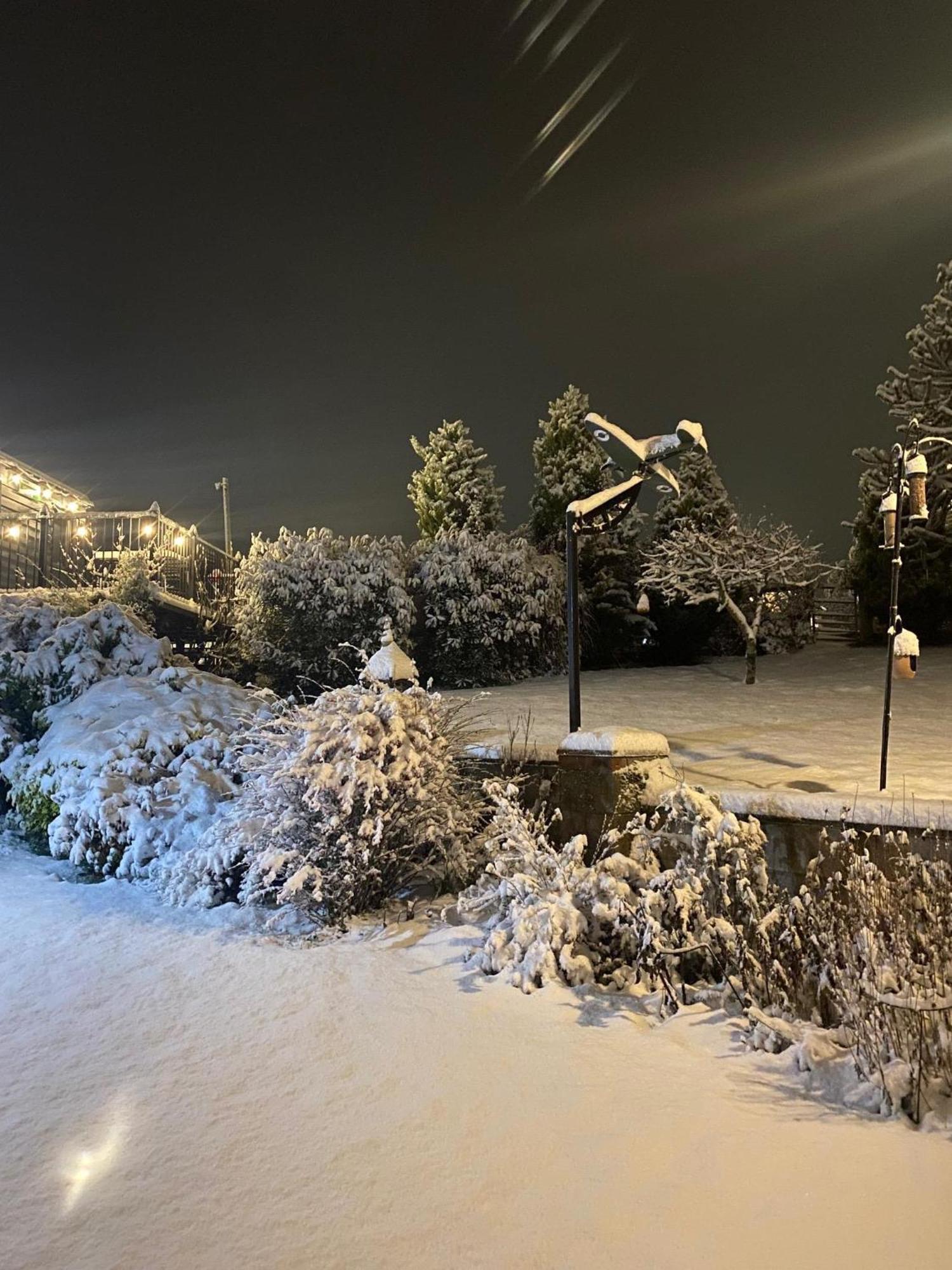 Fairview Farm Holiday Accommodation 14 Luxury Lodges, Cabins, Dog Friendly, Suitable For Couples, Families And Groups, Wedding Guests , Corporate Events, Sleeps 2-65 Guests In Ravenshead, Nottingham Near Sherwood Forest, Set In 88 Acres Extérieur photo