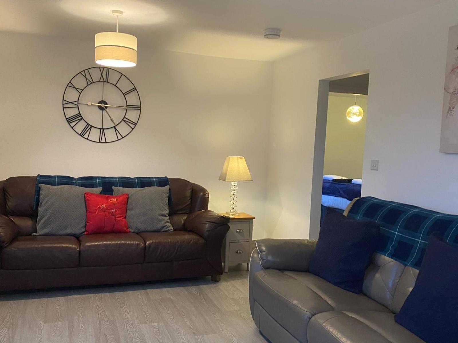 Fairview Farm Holiday Accommodation 14 Luxury Lodges, Cabins, Dog Friendly, Suitable For Couples, Families And Groups, Wedding Guests , Corporate Events, Sleeps 2-65 Guests In Ravenshead, Nottingham Near Sherwood Forest, Set In 88 Acres Extérieur photo